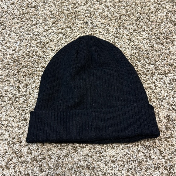 EUC adidas knit beanie - Picture 2 of 4